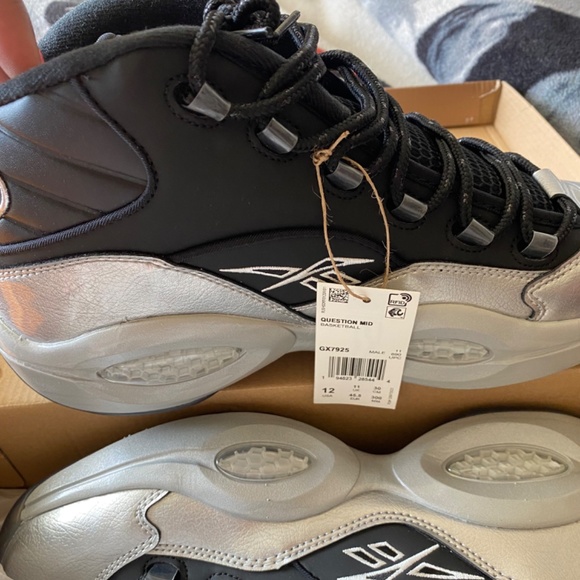 AI Reebok - Picture 4 of 6